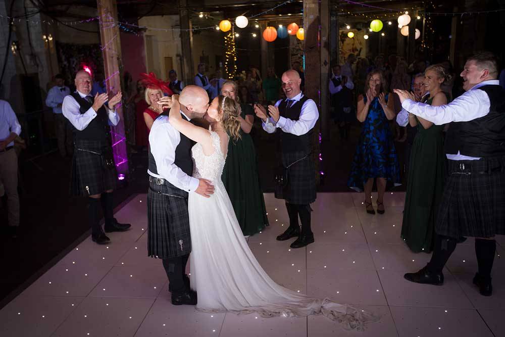 edinburgh wedding photographers